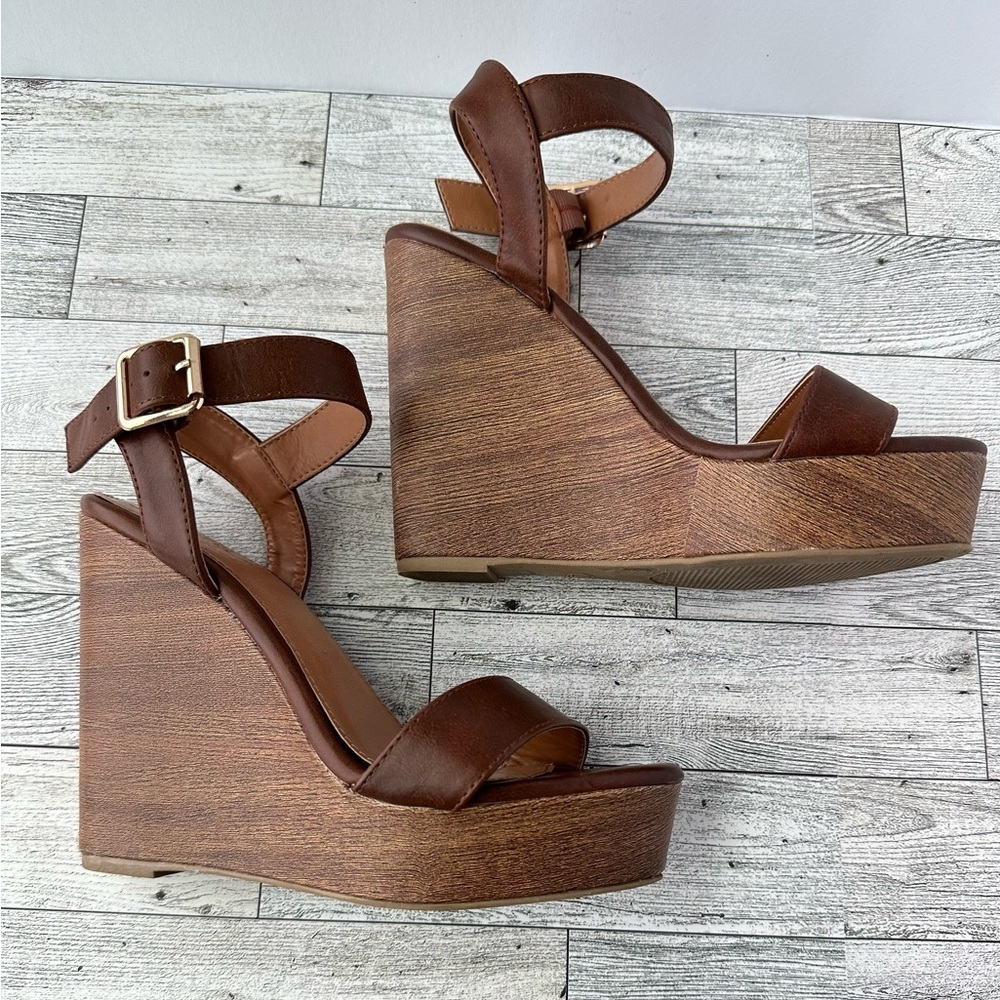 Charlotte Russe Brown Wedges